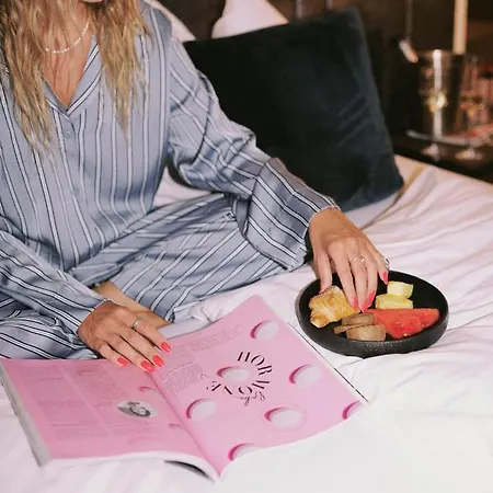 سول سيستر 4 ستيرن سوبيريور فندق 4*